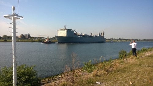 7935582_e81a87ff90_m